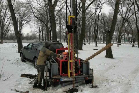Поле Pole